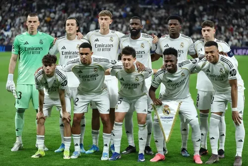
				Jogos de hoje: quem joga no futebol e onde assistir ao vivo nesta sexta-feira
			
			