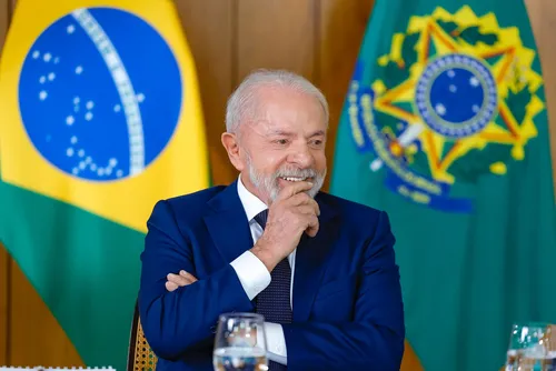 
				Lula destina apenas 0,73% do lucro anual das organizações criminosas para combatê-las
			
			