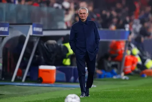 
				Mourinho será o novo técnico do Real Madrid, diz jornalista
			
			