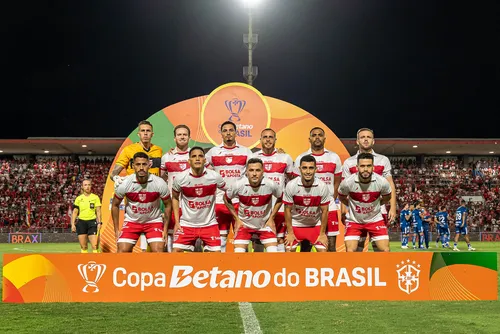 
				O melhor CRB da Série B dura apenas 45 minutos
			
			
