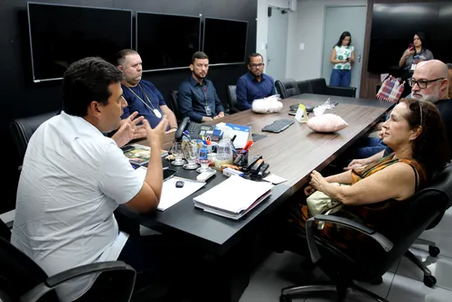 
				Reeducandos de Alagoas fabricam almofadas para mulheres em tratamento contra o câncer
			
			