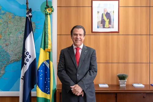
				Trabalhar para viver - não viver para trabalhar
			
			