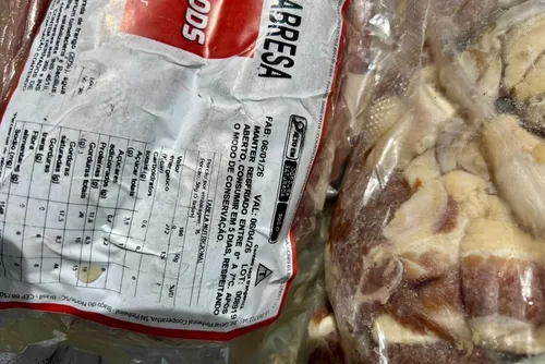
				Vigilância Sanitária apreende 2,5 toneladas de alimentos estragados na Levada
			
			