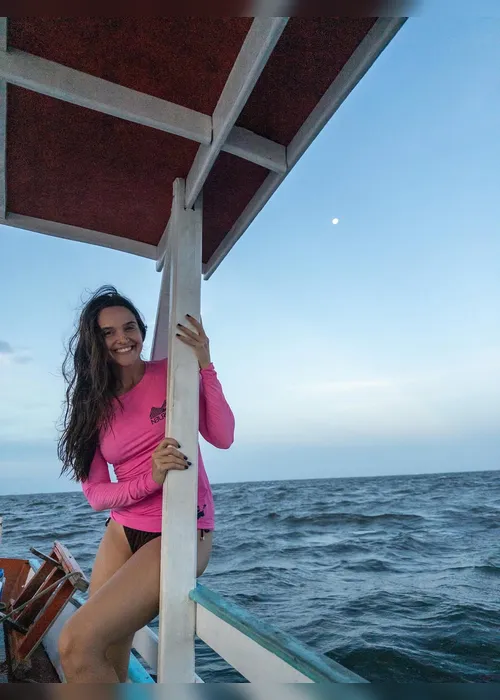 
				Juliana Paiva compartilha novos registros de viagem em São Miguel dos Milagres
			
			