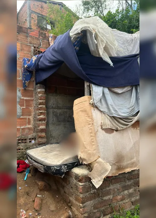 
				Preso suspeito de torturar namorada de 16 anos e mantê-la em “casinha de cachorro”
			
			