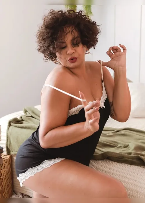 
				Solange Couto posta fotos sensuais e reflete sobre maturidade: veja
			
			