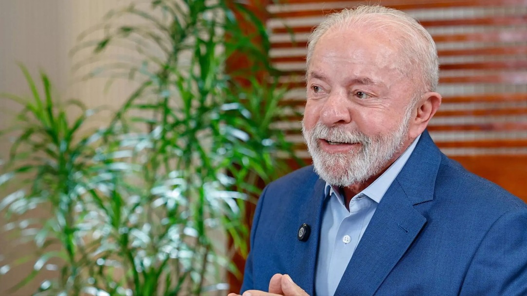 Lula não sabe se explicar sobre escândalo Lulinha