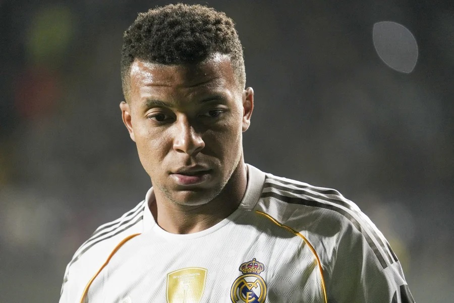Real Madrid confirma lesão e Mbappé pode perder restante da temporada