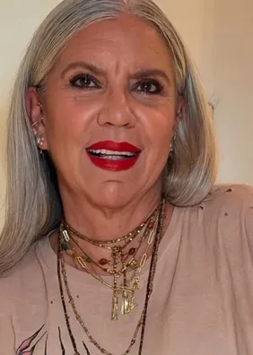 Astrid Fontenelle revela ajuda de Chico Xavier após abuso sexual
