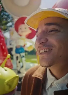 Para "Toy Story 5", João Gomes regrava "Amigo Estou Aqui"