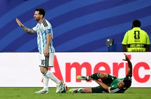 Argélia apresenta queixa à Fifa após polêmica com Messi na Copa do Mundo