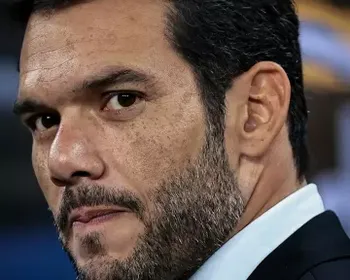 Abatido, presidente da CBF se afasta da Seleção após acusação de traição