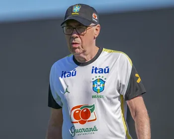 Ancelotti esboça cinco mudanças em escalação da Seleção Brasileira