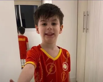Babá de Henry Borel diz que Monique orientou apagar mensagens após morte do menino