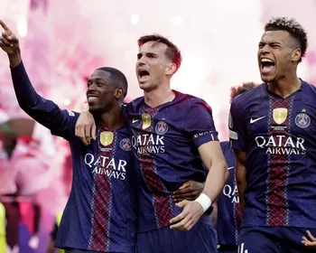 Brasileiro perde pênalti, PSG supera o Arsenal e é bicampeão da Champions