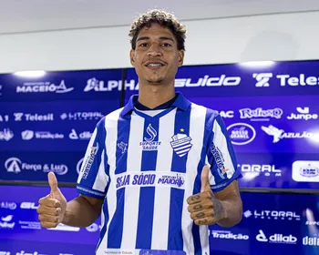 Calor da torcida e elenco unido: Amorim revela primeiras impressões no CSA