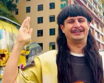 Cantor Oliver Tree é um dos 6 mortos em acidente aéreo no Rio