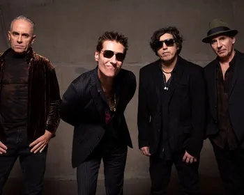 Capital Inicial cancela shows nos Estados Unidos por problema de visto na equipe