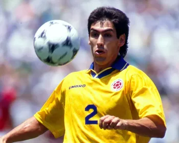Colômbia volta à Copa nos EUA após 32 anos de tragédia com zagueiro