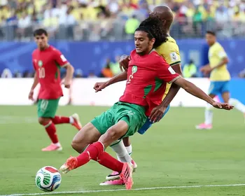 Conheça Bouaddi, o jovem de 18 anos que dominou o jogo contra o Brasil