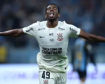 Corinthians vira sobre o Grêmio e sobe na tabela do Brasileirão