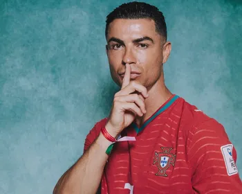 Cristiano Ronaldo se torna 1º jogador a marcar em seis Copas do Mundo