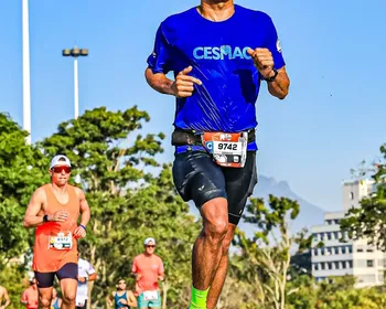 De colaborador a exemplo de superação: Wal conquista recorde pessoal na Maratona do Rio 2026