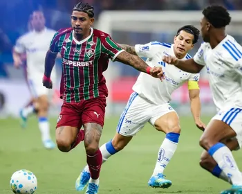 Em jogo movimentado, Cruzeiro e Fluminense empatam pelo Brasileirão