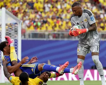 Equador pressiona, mas tropeça contra Curaçao e se complica na Copa