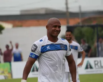 Ex-jogador do Santa Cruz, Brasão é assassinado a tiros aos 44 anos