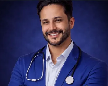 Falso médico preso dava curso "Bumbum de Bilhões" e cobrava R$ 13 mil. Veja vídeo