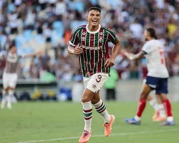 Fluminense anuncia retorno de Thiago Silva após seis meses