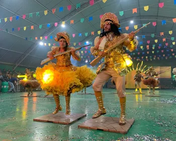 Girassol abre final do Forró & Folia no interior com homenagem à resistência do povo nordestino