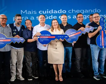 Governo de Alagoas participa da entrega de 47 veículos para o SUS em 15 municípios