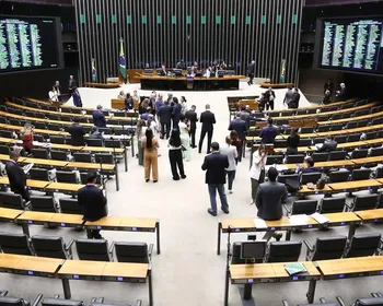 Governo Lula retira urgência de projeto sobre fim da escala 6x1