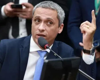 Gustavo Gayer é condenado por associar o PT à facada em Bolsonaro