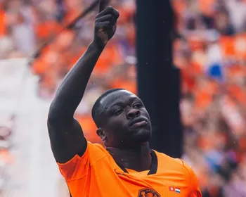 Holanda vence a Tunísia e evita Brasil na próxima fase da Copa do Mundo