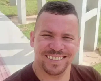Homem é morto a tiros em casa em Piaçabuçu; PC apura ligação com postagens políticas