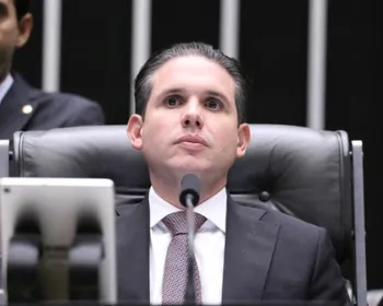 Hugo admite carona em avião de Vorcaro: "Não me pediu nada em troca"