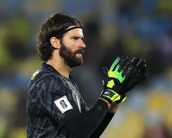 Lance de Alisson choca torcedores às vésperas da Copa: 'Por causa disso'