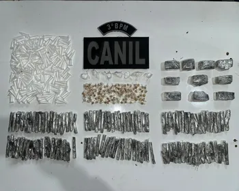 PM apreende cocaína, crack e maconha com apoio de cão farejador em Arapiraca