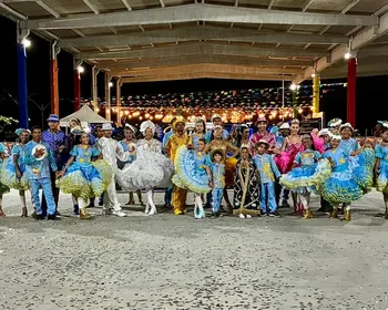 Quadrilha Raio de Luz leva homenagem à Nossa Senhora Aparecida ao palco do Forró & Folia