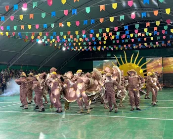 Quatro quadrilhas levaram cultura, história e emoção ao tablado do Forró & Folia 2026