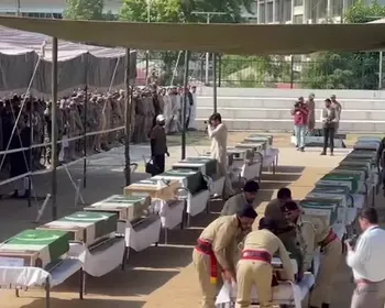 Queda de helicóptero militar no Paquistão deixa 22 mortos