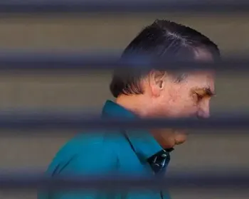 Quem é o sargento do Exército parado em blitz com arma de Jair Bolsonaro