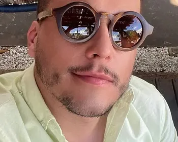 Quem era o ator achado morto dentro de quarto de motel com 2 homens