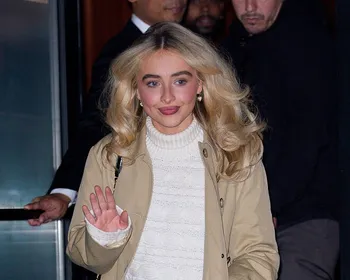 Sabrina Carpenter obtém ordem de restrição após incidente ‘profundamente alarmante’