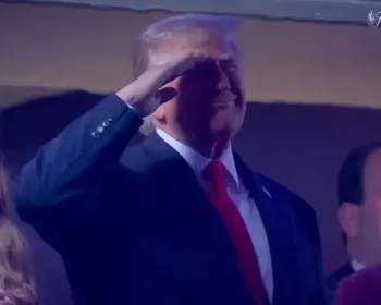 Trump é vaiado por torcedores durante jogo das finais da NBA em Nova York