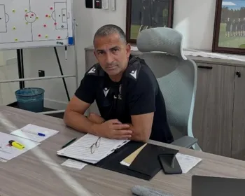 Tunísia demite técnico durante a Copa do Mundo após sofrer goleada em estreia