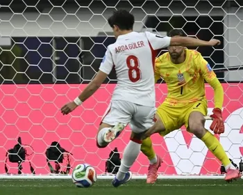 Turquia derrota Estados Unidos no último minuto e se despede da Copa do Mundo